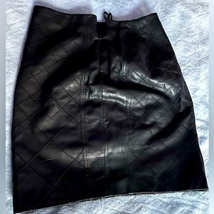 White House/Black Market knee length leather skirt